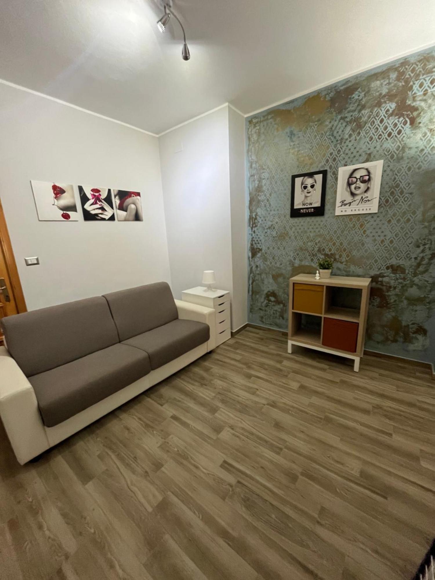 Bouganville Casa Vacanza Ambiente Climatizzato Con Wi Fi 皮内托 外观 照片
