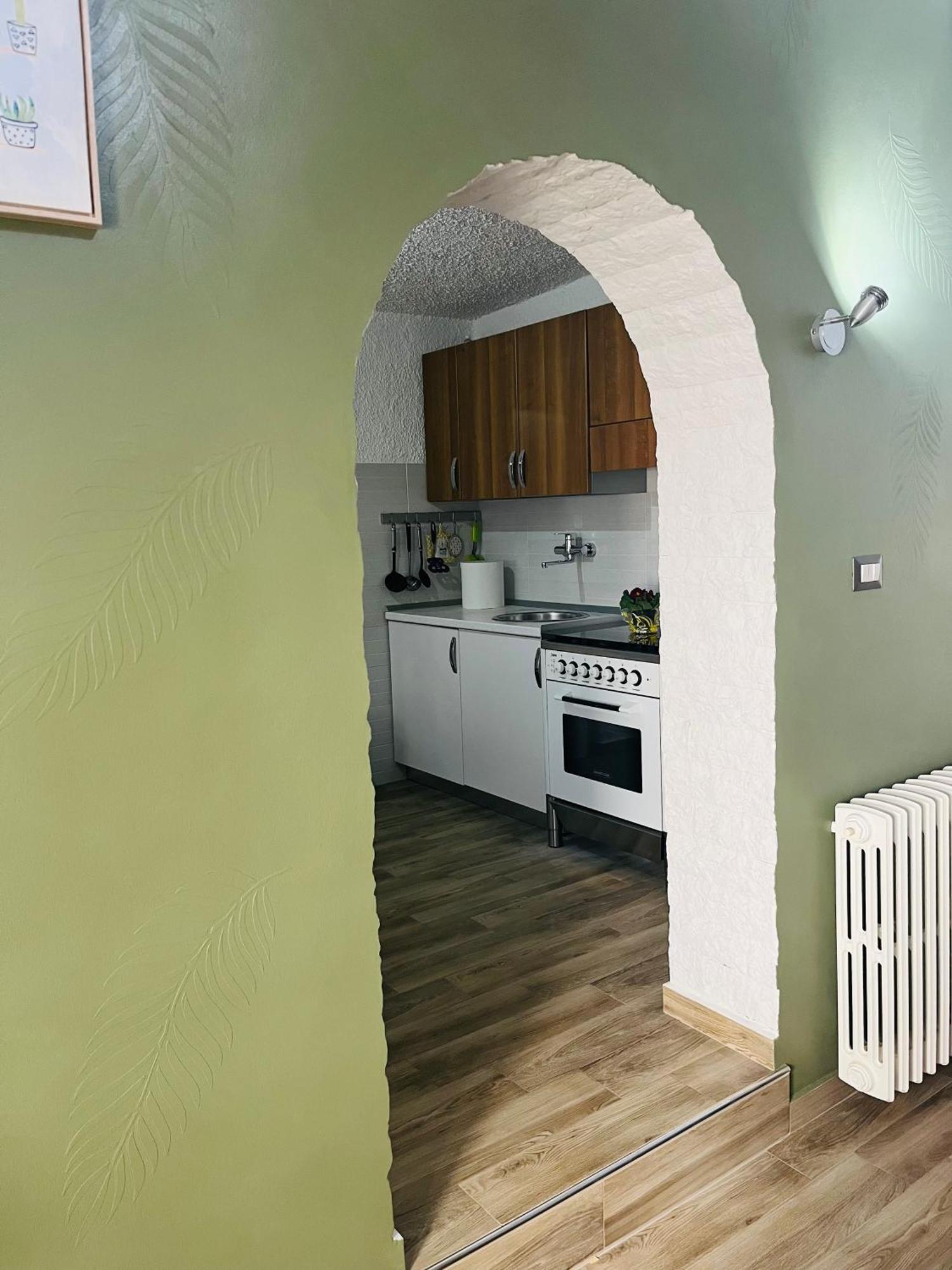 Bouganville Casa Vacanza Ambiente Climatizzato Con Wi Fi 皮内托 外观 照片